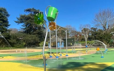 What’s the difference between rubber mulch and wet pour play surfaces